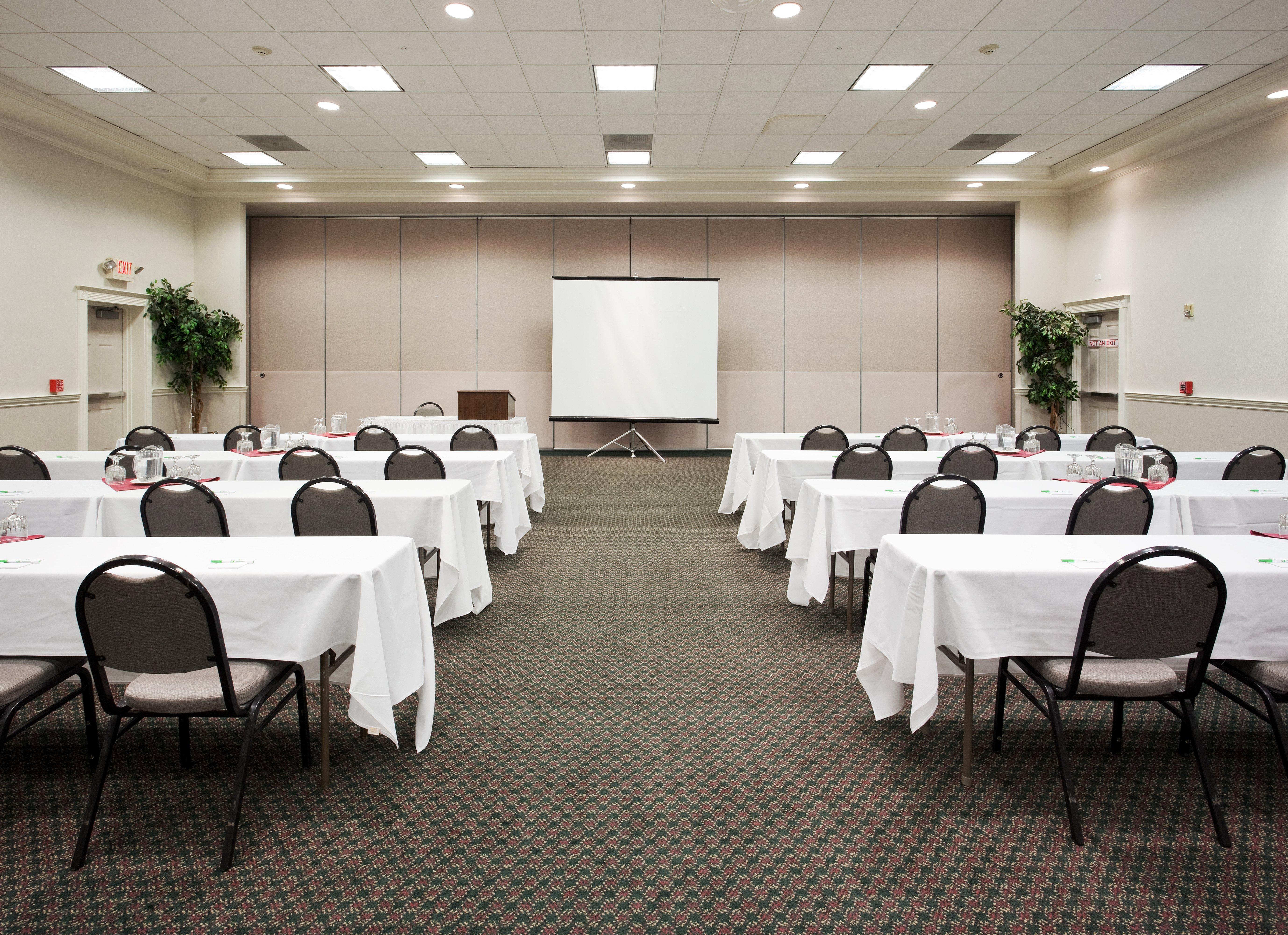 Holiday Inn Redding By Ihg Exterior foto