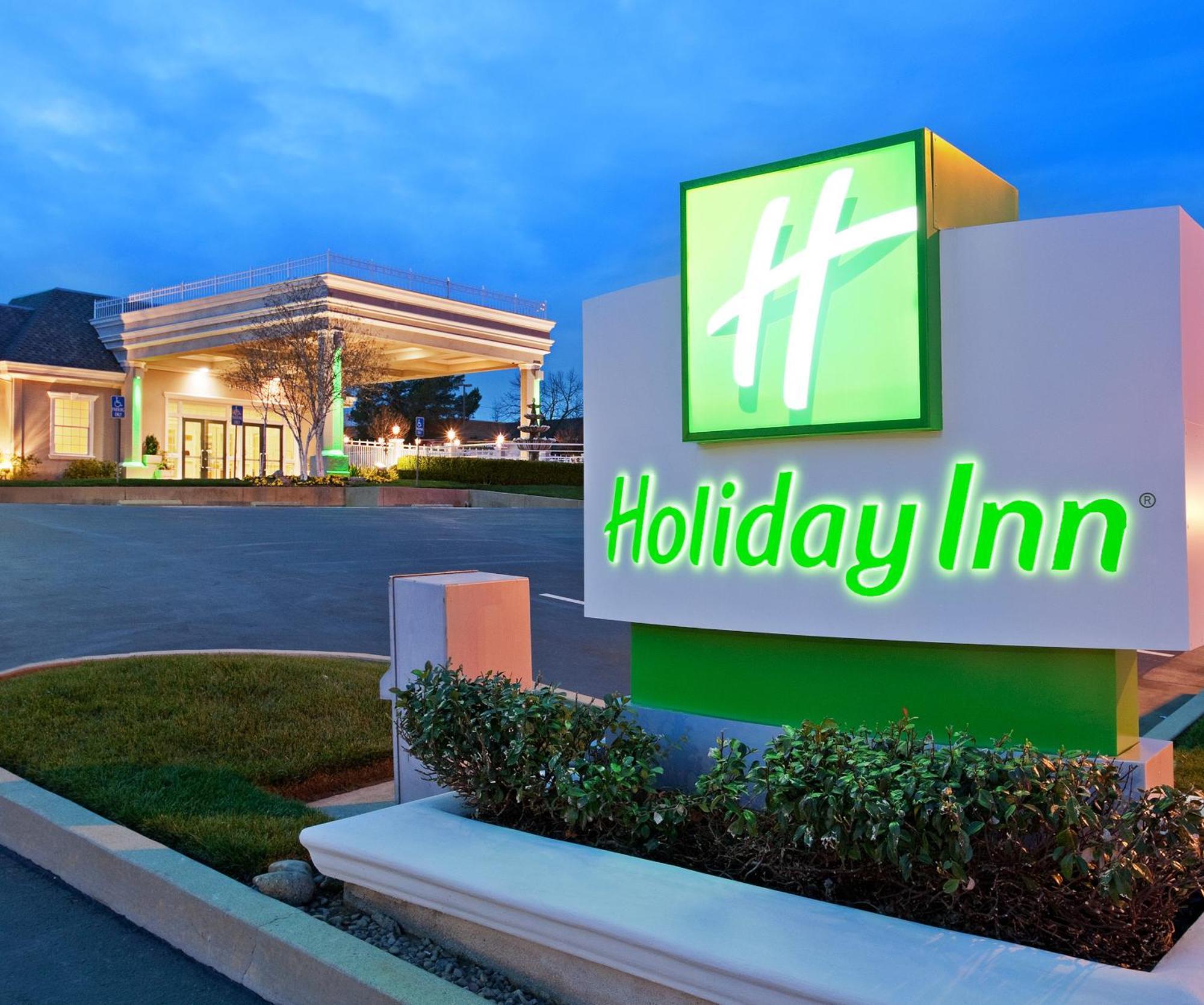 Holiday Inn Redding By Ihg Exterior foto