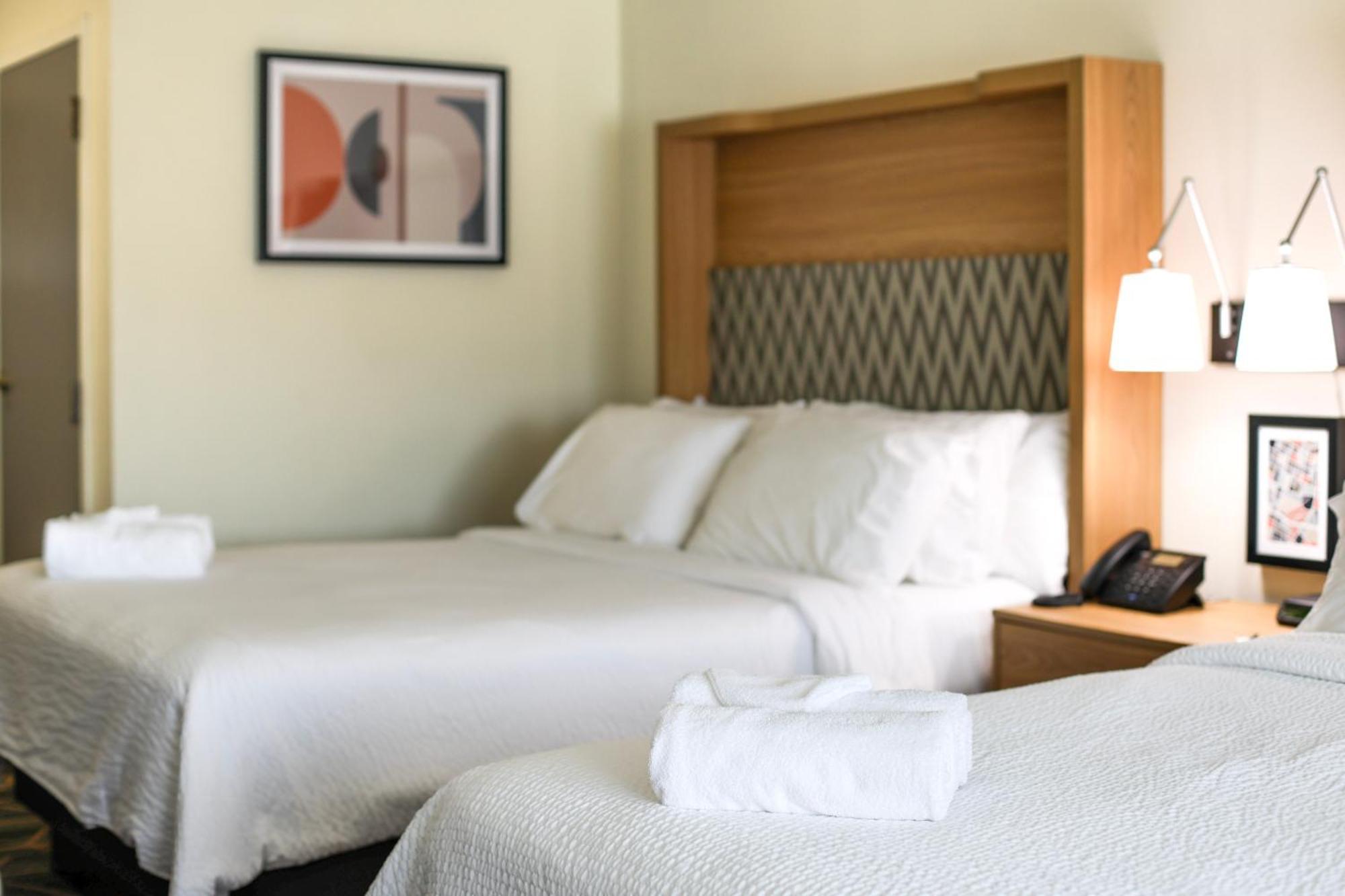Holiday Inn Redding By Ihg Exterior foto