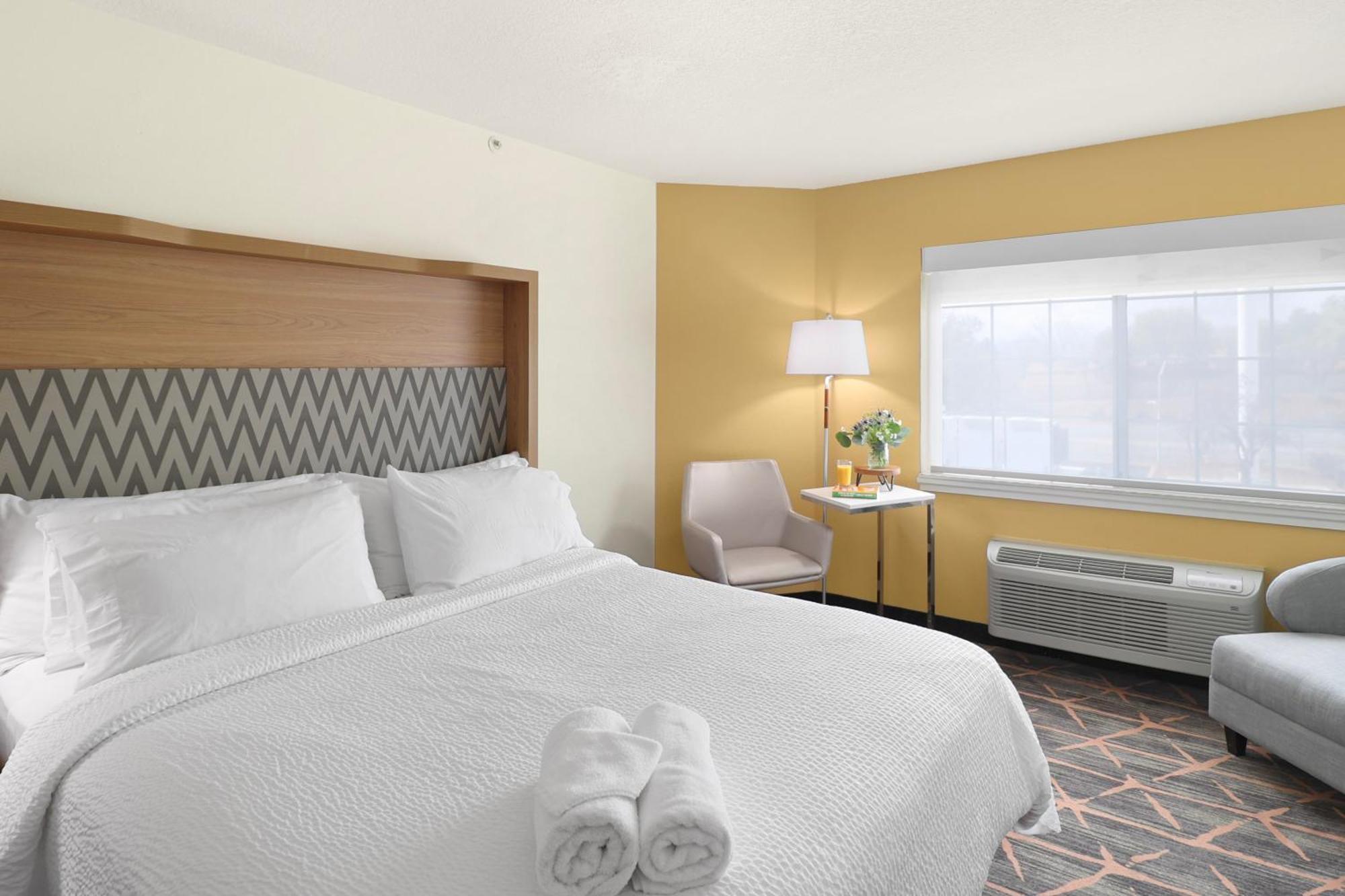 Holiday Inn Redding By Ihg Exterior foto