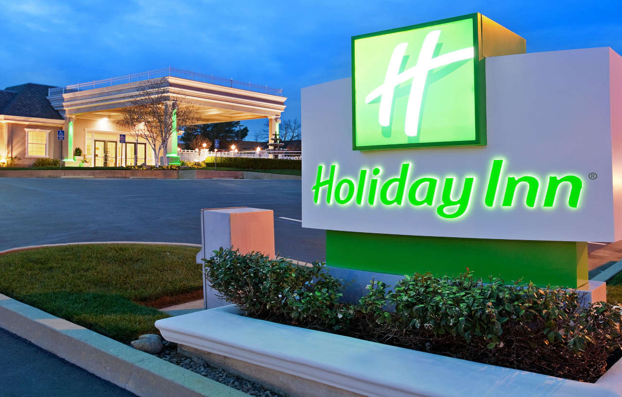 Holiday Inn Redding By Ihg Exterior foto
